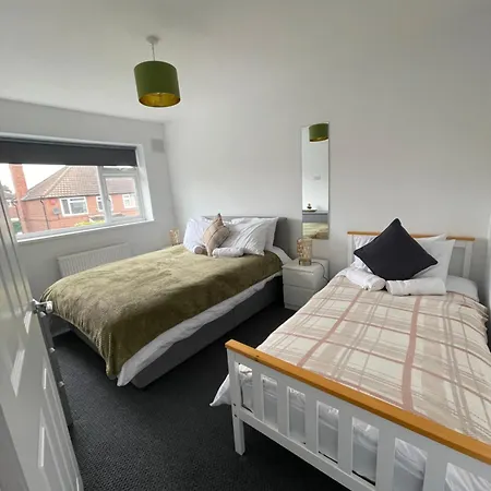 Comfort & Cozy Getaway In Leeds